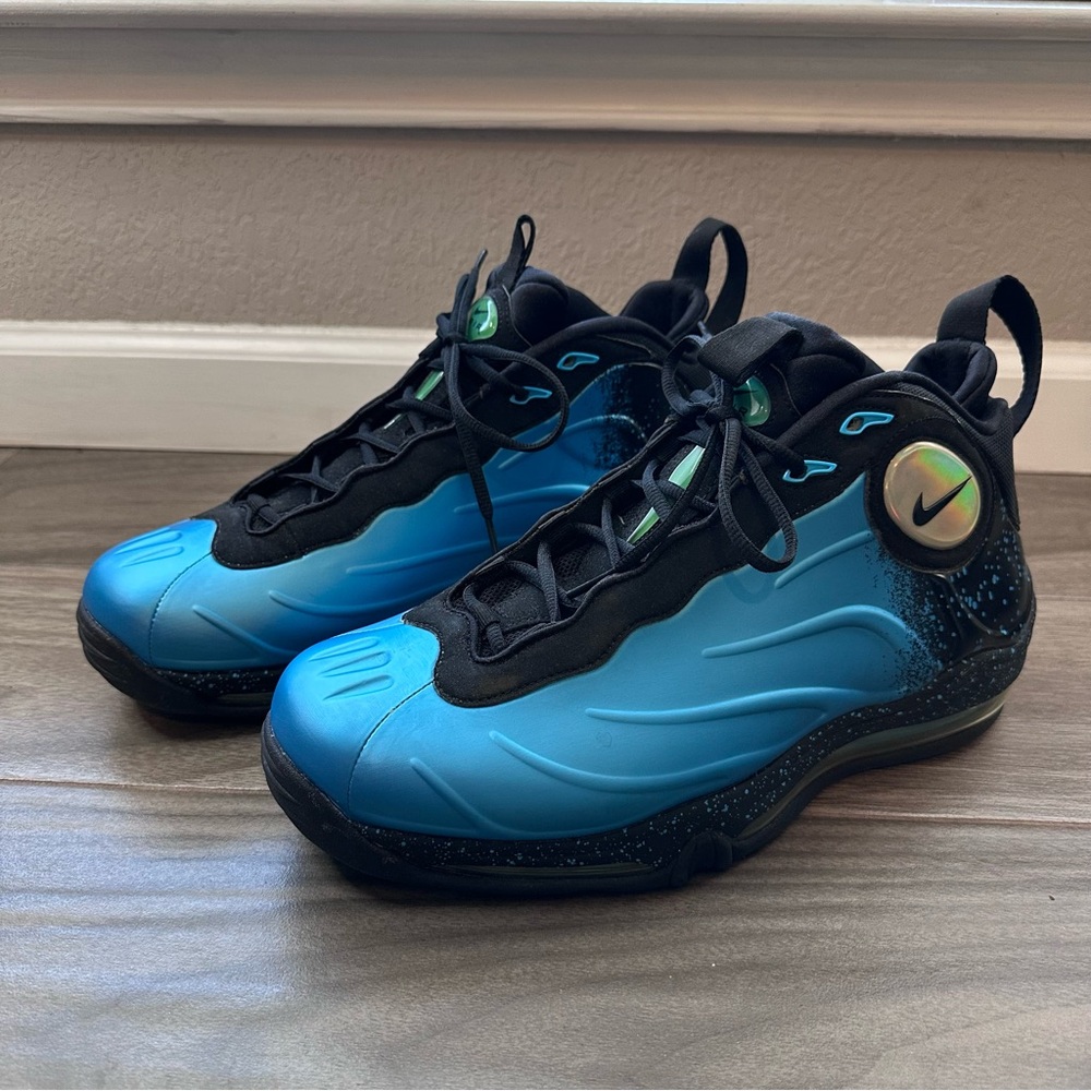Nike Blue and Black Athletic Shoes